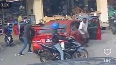 2匪当街掠夺金链  1人遭公众制伏 1逃脱