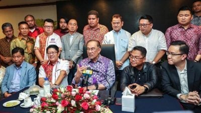 共同捍卫沙巴人利益 安华：联邦与沙巴政府关系密切互信