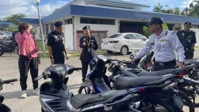 闽警卧底行动打击飚车 21辆摩托被扣