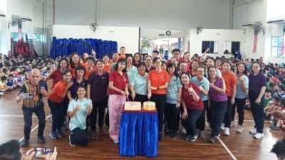 刘民强：今年庆创校120周年 里卡士乐育 教界“黄金传奇”
