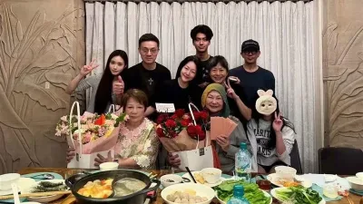 S妈贴出母亲节聚餐合照 具俊晔暴瘦 网友心疼