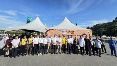 李景胜：佳节间更应小心驾驶．别遇执法员才守规矩