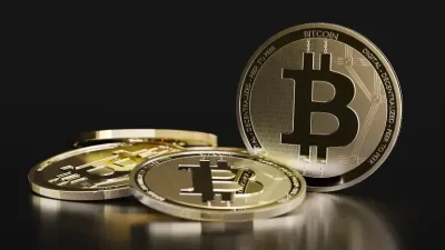 比特币重探10万美元