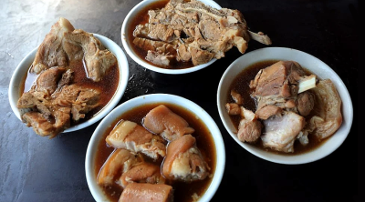 Popular pork rib herbal soup Bak Kut Teh a high-end meal now
