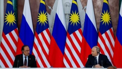 安华晤普汀提MH17空难   “俄愿配合独立调查”