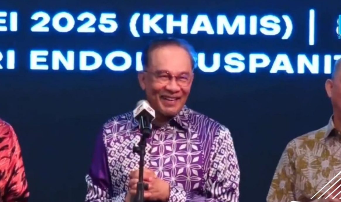 “不能在休假时就取代” 安华:目前内阁没改组