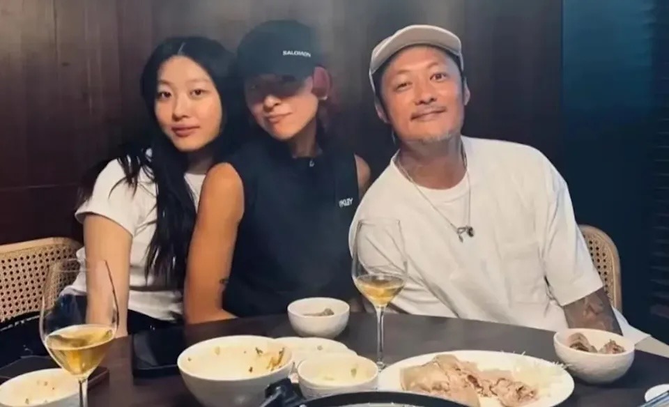 “不顾爸反对”决心出道唱歌 陈奕迅爱女加盟华纳音乐