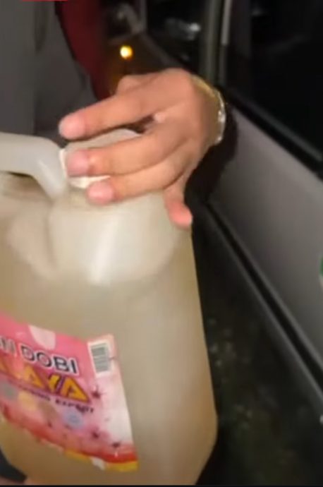 “因为不忍心，我回头了” 青年深夜援助抛锚母子