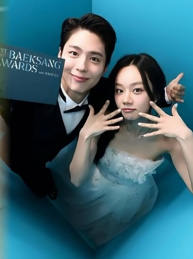 “泽善CP”庆10周年同框 《请回答1988》粉丝嗨喊：最强售后