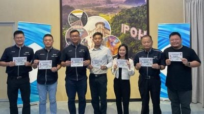 “潮起龙鸣”龙舟赛 615牙也银湖湖畔上演