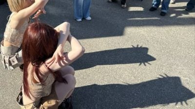 “猫咪影子”萌爆全网！最新拍照招式韩星也追捧