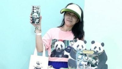 “真的感觉像永别” 粉丝谈兴兴靓靓感触落泪