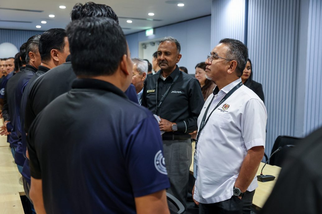 “退役大马英雄”职业延续计划49人到新公司工作