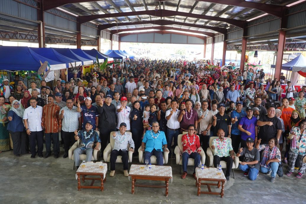《我们》主 / “水为桥 送祝福” 马来西亚泼水节展现族群共融之美