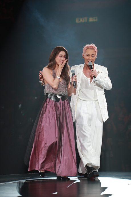 《溏心风暴》CP复活! 锺嘉欣闻林峰喊“常在心”秒泪崩