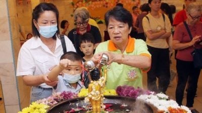 马佛居总霹州联委会卫塞节庆典 | 刘全基：佛陀倡和平教法  多元社会迫切需要