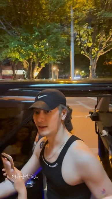 与父母用餐被粉丝包围 王嘉尔遭人“咸猪手”