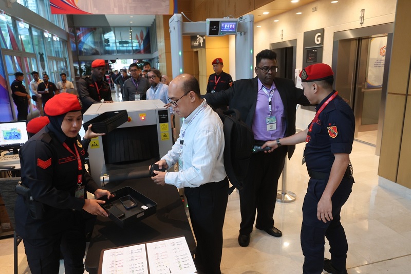 东盟峰会|保障领袖安全会议顺利 KLCC加强保安 守卫森严