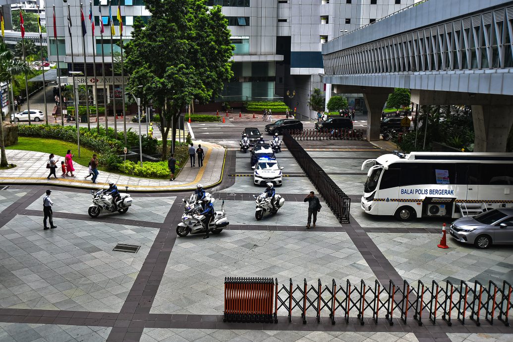 东盟峰会//首场演练配合高官会议展开