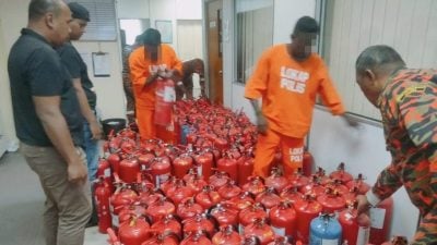 冒充防火器材代理骗取商家付费 商家受促提高警惕