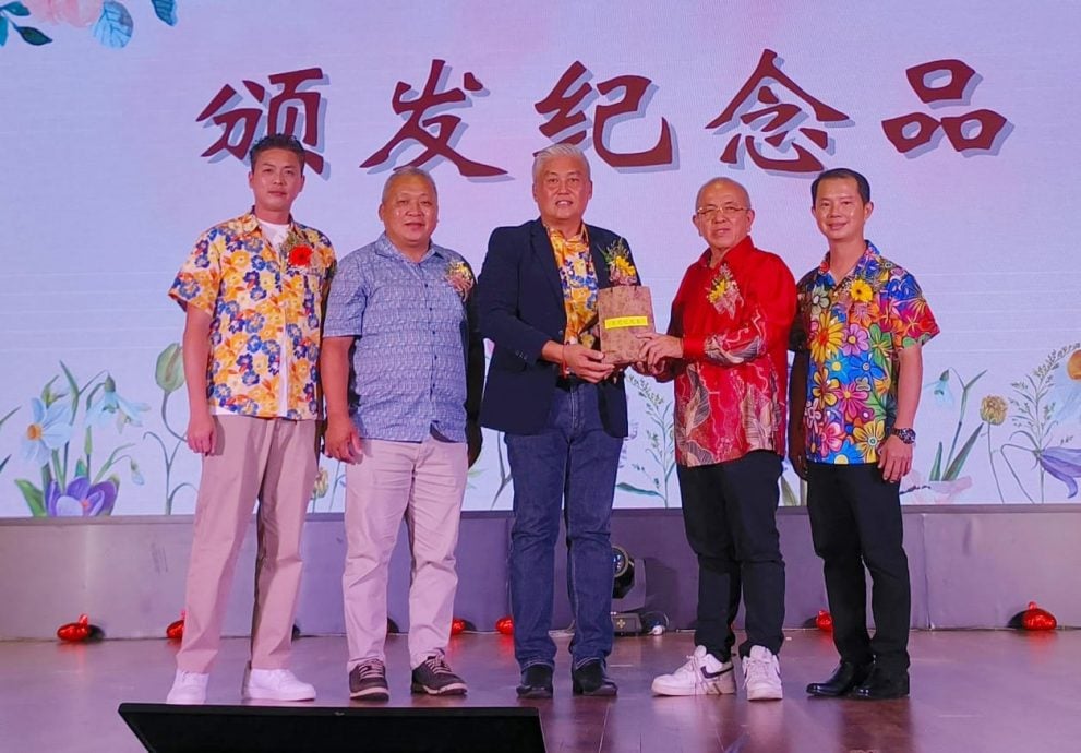 东(已发布):吴思亿呼吁教育部制定全面、科学且可持续的师资招聘与培训机制 解决师资短缺问题