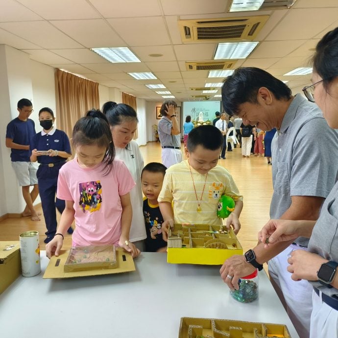 东(已发布):慈济淡属联络处三节合一“万人浴佛聚福缘”庆典 约200人参与 场面庄严祥和