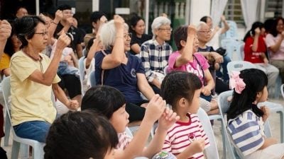 文德甲佛教会周年庆暨卫塞节庆典 首场邀佛友歌唱弹唱