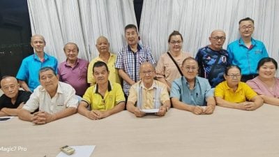 关丹小贩商业公会复选 曾再闻任主席