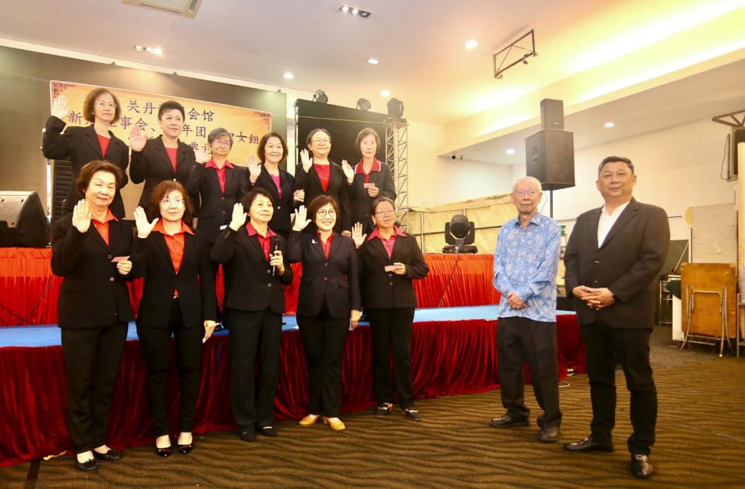 东（已签发）：关丹潮洲会馆新届理事就职典礼