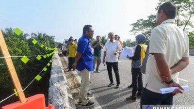 率工程局展开“公路之旅”    拉查里巡视彭11县工程