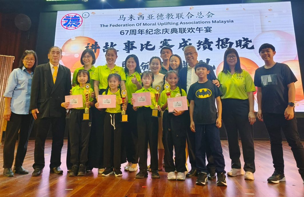 东(已签发):黄达柱:宪法赋予奉行信仰自由自主 一小撮极端分子不断挑战法律