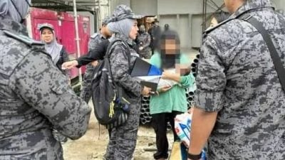 丹移民局突击工地非法移民 捕印尼裔夫妻及其甫满月女婴