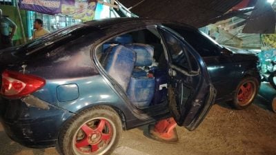 改装车走私汽油遭识破    水警起400公升汽油 扣1男