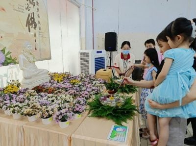 佛光山关丹禅净中心  12日浴佛义卖园游会