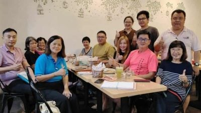 丹中华校友会16日开大会颁子女奖励金