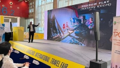 卡玛鲁丁赴广州参加旅游展  推广丹特色促进旅游业