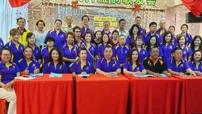 关丹雅韵歌友会明晚办歌唱技巧讲座 周五办双人组合歌唱赛