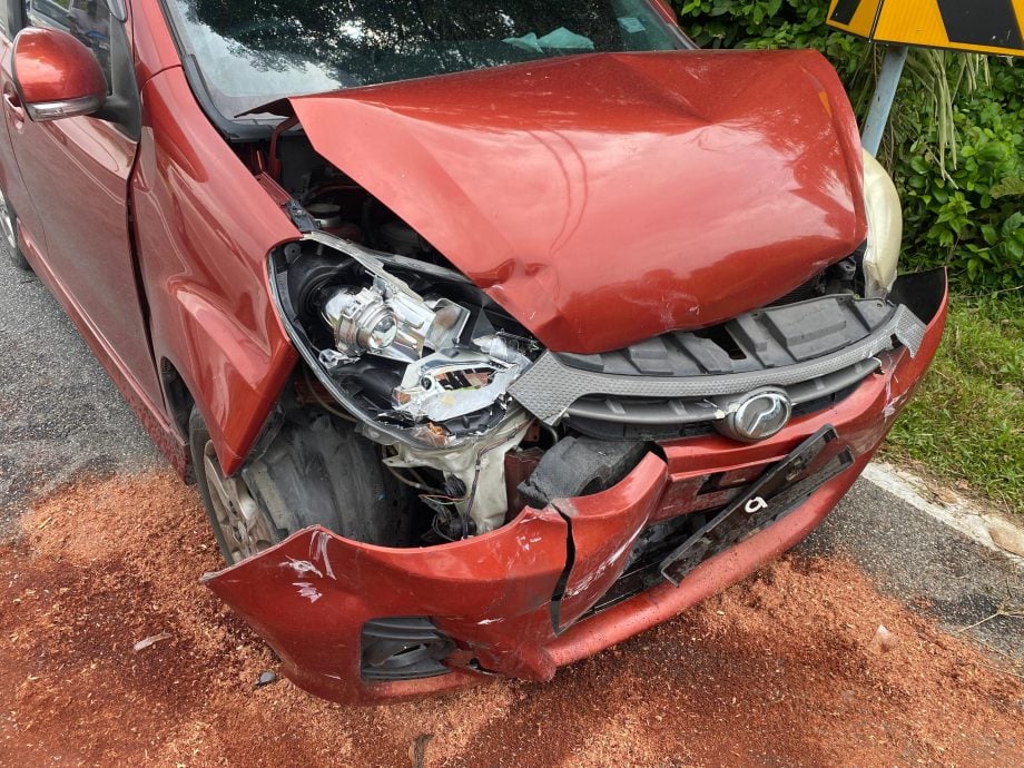 东:已签发:75岁退休警员与73岁妻子遭遇车祸,导致夫死妻伤惨剧