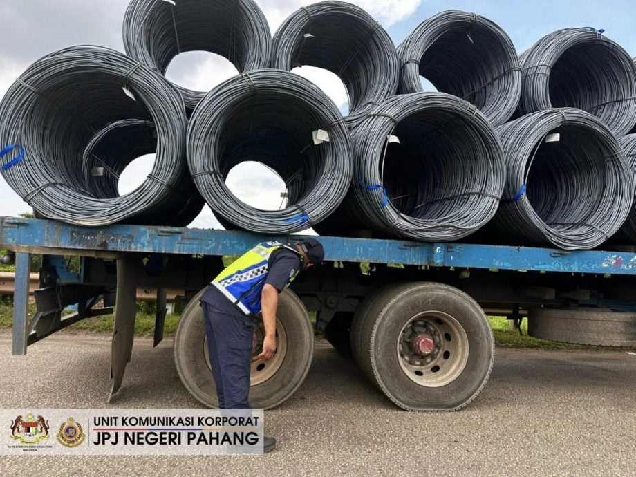 东：已签发：彭州陆路交通局展开特别取缔行动，取缔运载钢卷的拖格罗里