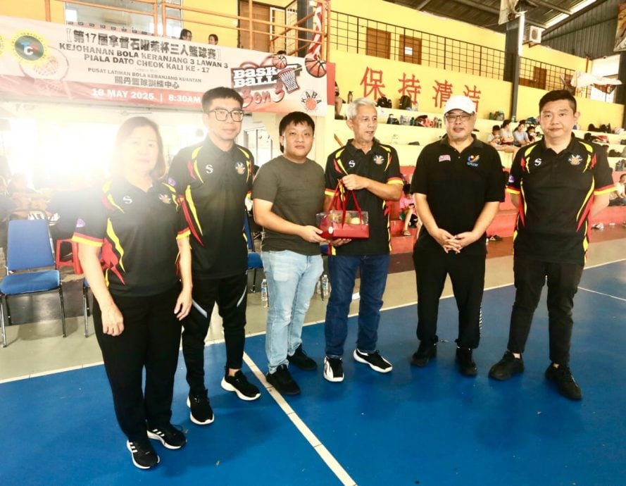 东：已签发：第17届拿督石曜莱杯三人篮球赛圆满落幕