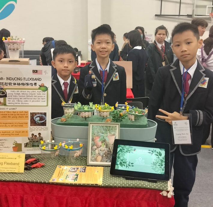 东:年轻人版/甘马挽挽华小学在香港国际学生创新发明大赛中勇夺金奖及国际创新杯