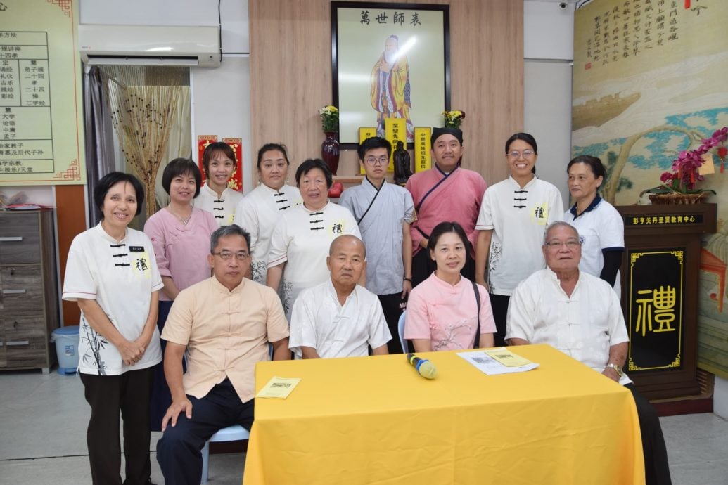 东：彭亨关丹圣贤教育中心理事改选  林美蓉当选主席