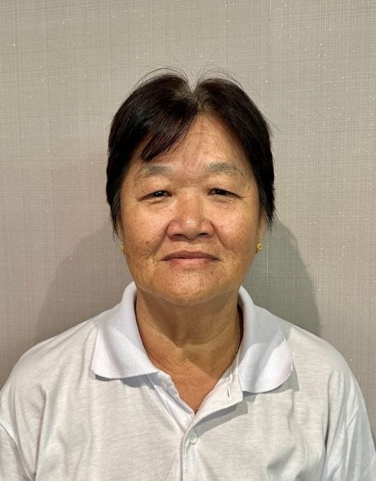 东：文冬力巴士新村5月4日大扫除对抗黑斑蚊