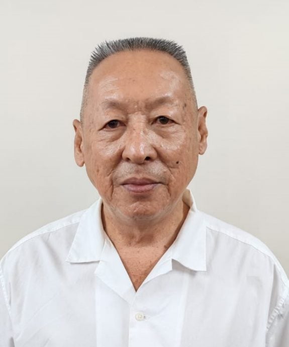 东:武吉丁宜小贩中心才启用发生连环窃案