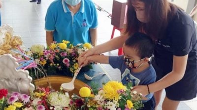 百乐5区佛教会  10至12日庆卫塞节