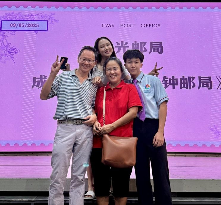 东:(已签发)关中成年礼温情上演 含泪念家书动人心弦