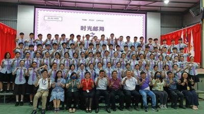 关中成年礼温情上演 含泪念家书动人心弦