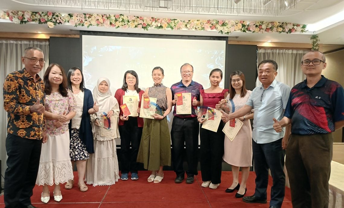 东:(已签发)关丹达士华小教师节晚宴 感谢教师辛勤奉献推动教育改革