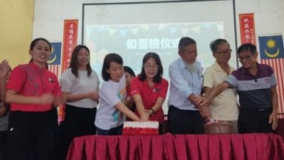 卢宇廷吁教师与时并进  “善用AI提高教学效率”