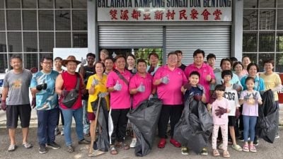 双溪都亚大扫除  老少齐参与展现新气象